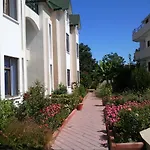 Ares Hotel