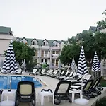 Hotel Ares 3*