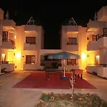 Ares Hotel