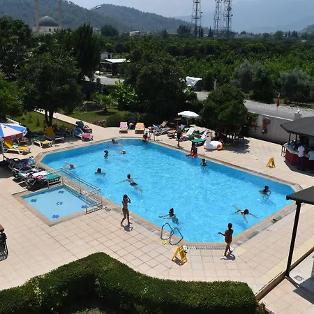 Ares Hotell 3*