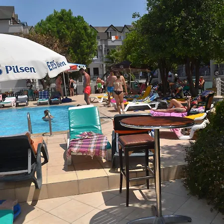 Ares Otel