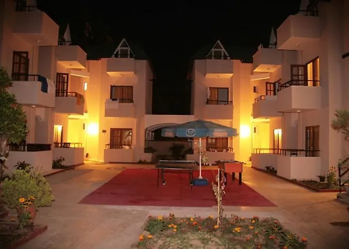Ares Hotel