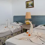 Hotel Ares 3*