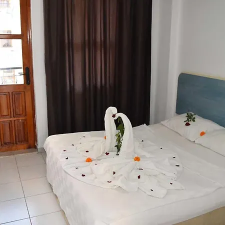 Ares 3* קמר