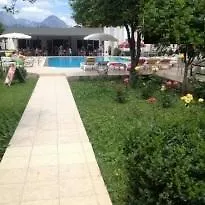 Ares מלון קמר